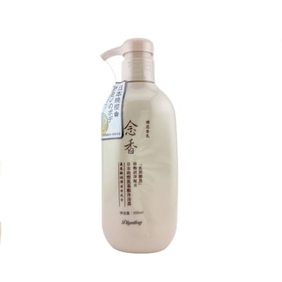 Diyating Japanese Cherry Blossom Amino Acid Body Wash 300ml