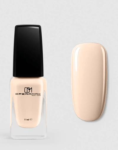 Breathable nail polish from Ubromac – Shade 553
