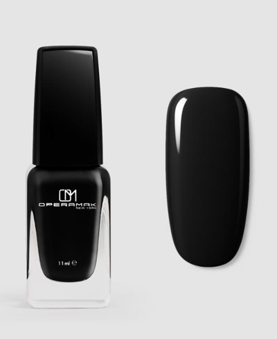 Breathable nail polish from Ubromac – Shade 554
