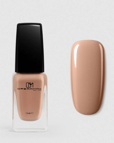 Breathable nail polish from Ubromac – Shade 552