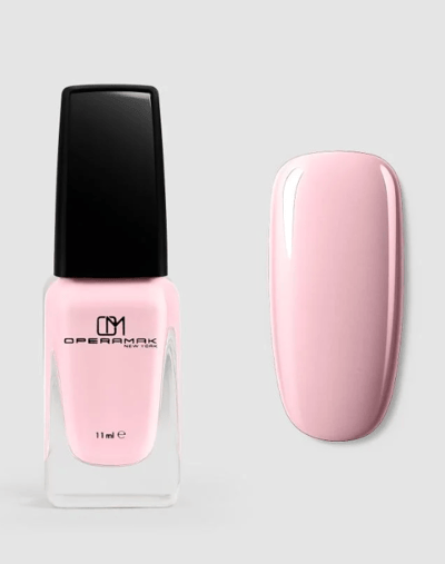 Breathable nail polish from Ubromac – Shade 556