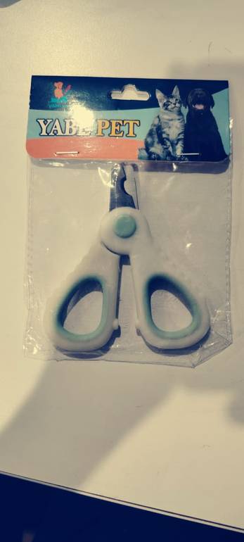 Circular Cut Hole Cat Nail Clippers Professional Round Hole Pet Nail Clipper