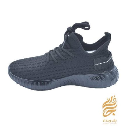 حذاء نسائي مصمم لراحتك طول اليوم.