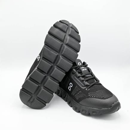أنت في المكان الصحيح لأجل  sport shoes