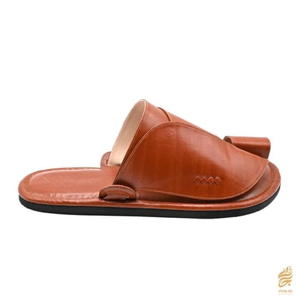 حذاء شرقي مميز 