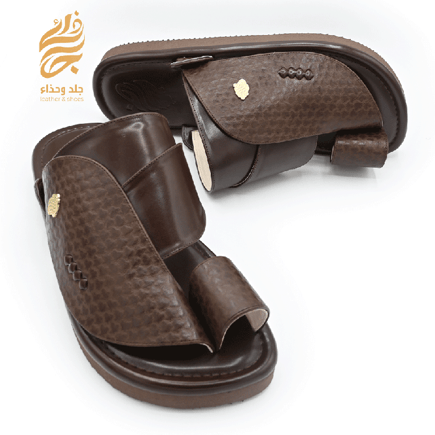 حذاء مميز وعصري لإطلالة جريئة