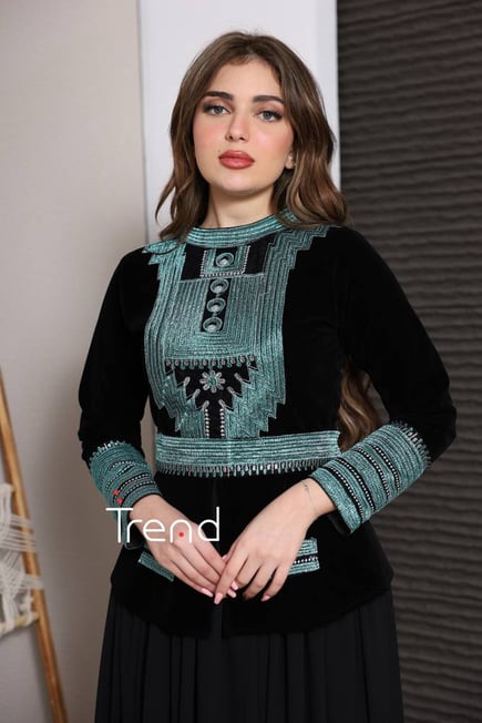 فستان التأسيس بتطريز مميز