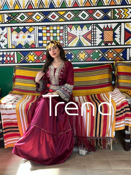 جلابية طويل قطعتين مطرزة (عودي)