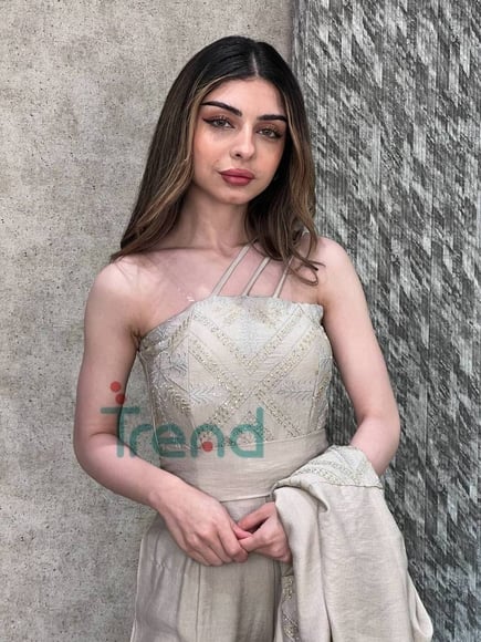 جمبسوت قطعتين بيج 