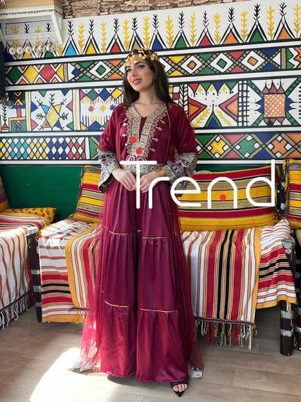 جلابية طويل قطعتين مطرزة (عودي)
