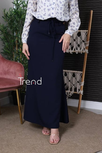 تنورة طويل كحلي مع حزام خصر 