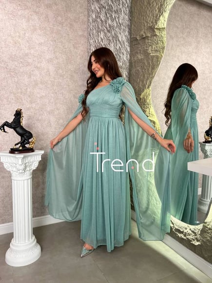 فستان سهرة تيفاني فخم 