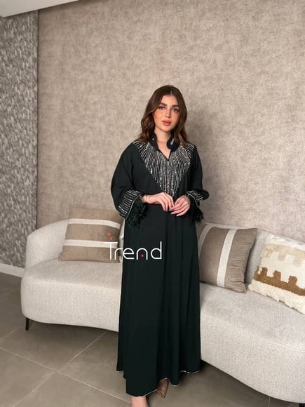 جلابية زيتي مطرزة 