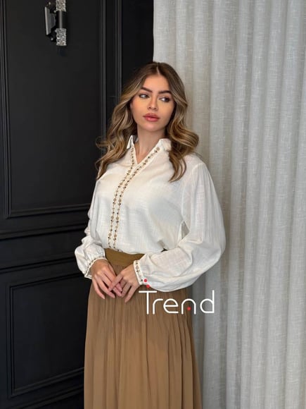 بلوزة لينن مطرزة انيقة