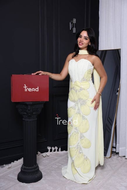 فستان سهرة ليموني بشال