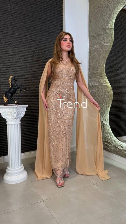 فستان سهره شك يدوي بأكمام طويله 