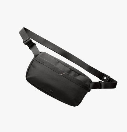 يونيك - حقيبة DENVER CANVAS CROSSBODY بسعة 5L - اسود