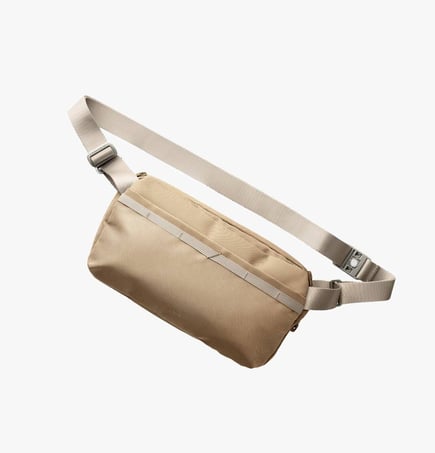 يونيك - حقيبة DENVER CANVAS CROSSBODY بسعة 5L - بيج
