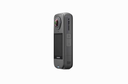 انستا360 - كاميرا Insta360 X4 Air بدقة 8K مقاومة للماء - اسود