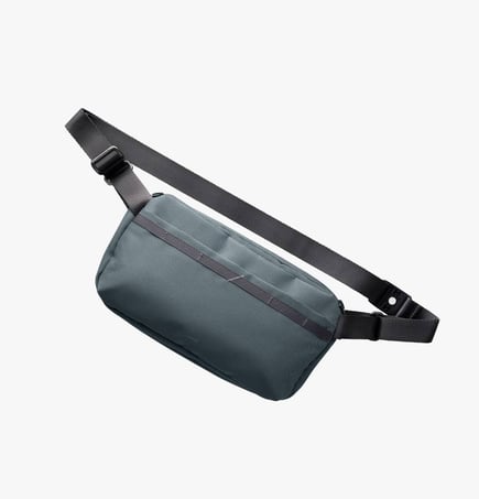 يونيك - حقيبة DENVER CANVAS CROSSBODY بسعة 5L - ازرق