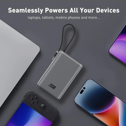 جودا - بطارية NEON 25 بسعة 25000mAh وقوة PD 100W بمنفذ USB-C ومنفذ USB-A مع سلك USB-C مدمج - رمادي