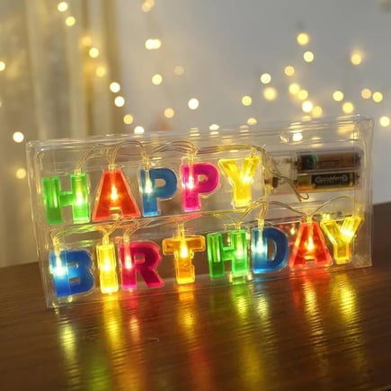 حبل اضاءه كلمه happy birthday بالبطاريه