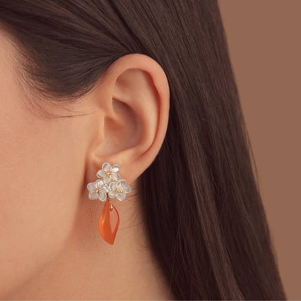 Lily Earrings – 18K Gold & Diamonds