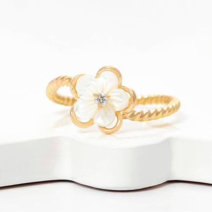 Darin Ring | 18k Gold and Diamonds