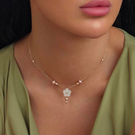 Andalusia necklace |  18K gold and diamonds