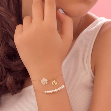 Mini purple initial bracelets | 18K gold and diamonds