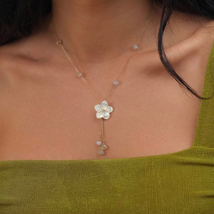 Laila necklace |  18K gold and diamonds