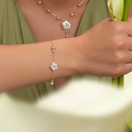 Flora bracelet |  18K gold and diamonds