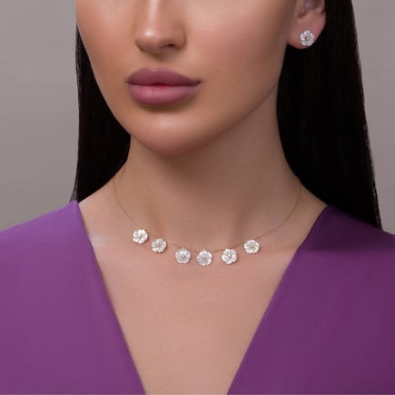 تشوكر واقراط لوليا | ذهب 18K وألماس