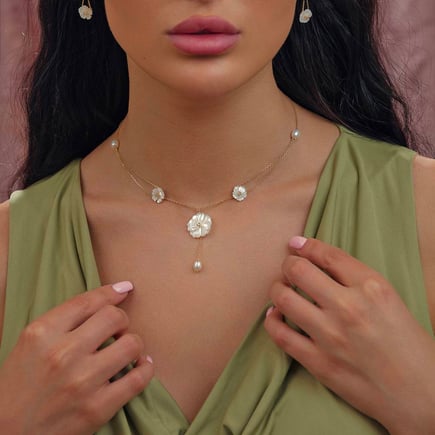 Jaeda necklace |  18K gold and diamonds