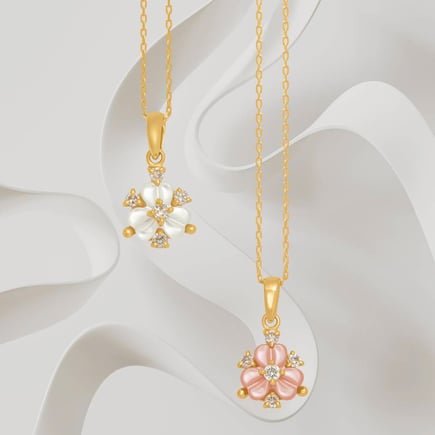 Iris Blossom Necklace | 18K Gold and Diamonds