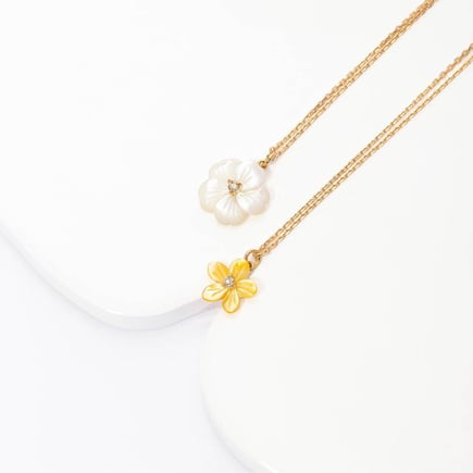 Lulea children's necklaces | 18K gold and diamonds