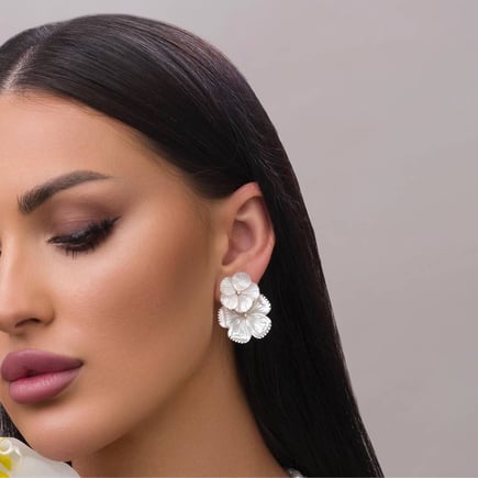 Suit earrings | 18K gold and diamonds