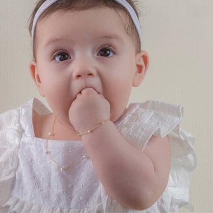 اسوارة لؤلؤ اطفال | ذهب 18K