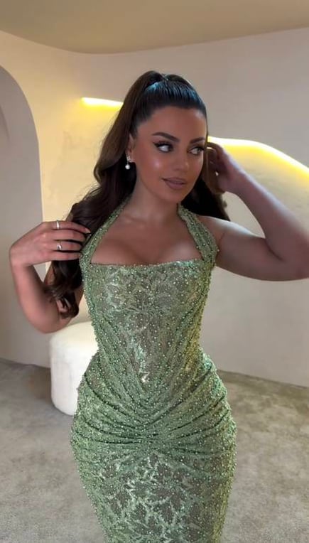 فستان سهرة راقي جدا 