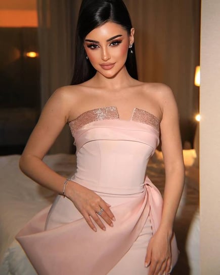 فستان سهرة،قطعه مميزه
