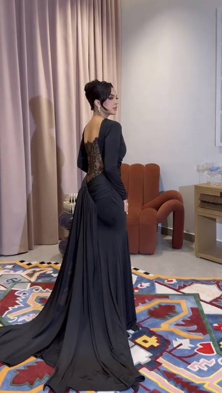فستان اسود سهره راقي