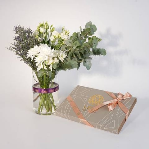 رسالة + Levo chocolate box 40 pc