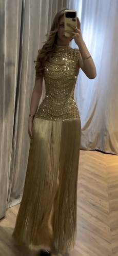فستان سهره فضيع 😍