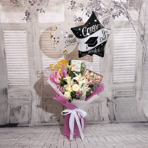 Graduation Flowers Bouquet