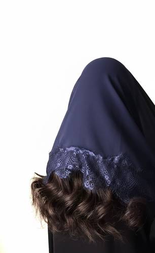 طرحة عُمق