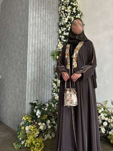 عباية مخمل كوري مريات تحديد قيطان