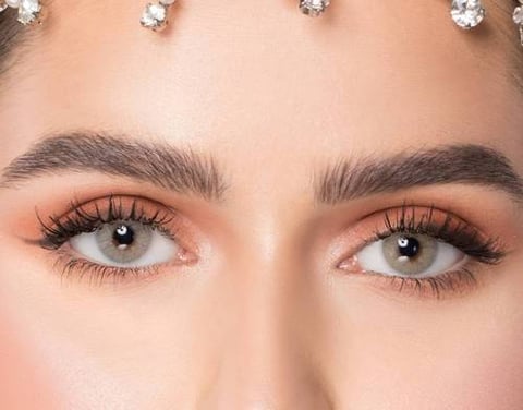  عدسات تجميلية شهرية لون كور ايفوري - ناتشوريل