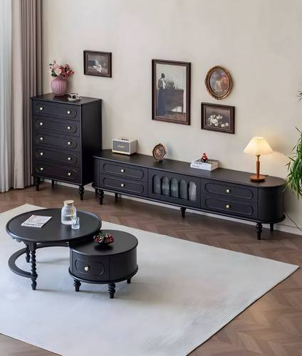 Living room furniture is classic and contemporary