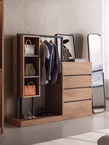 Built-in cupboard and shelf