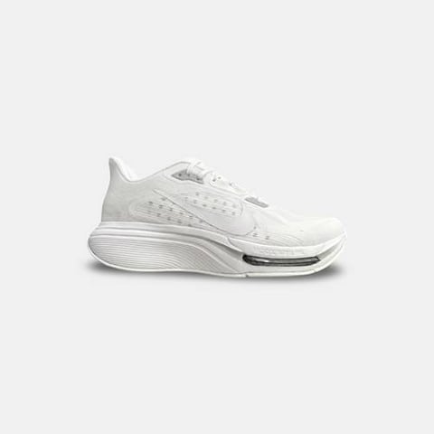 NIKE Air Zoom White